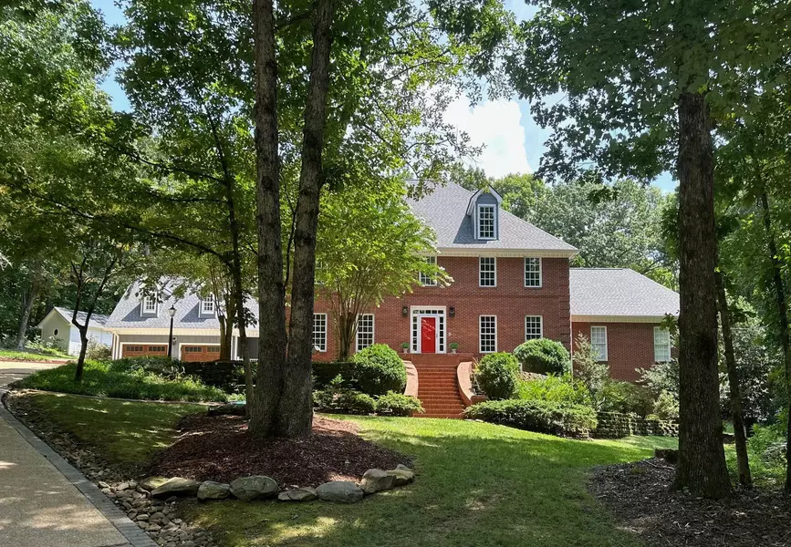 1204 Laurel Springs WAY, Signal Mountain, TN 37377