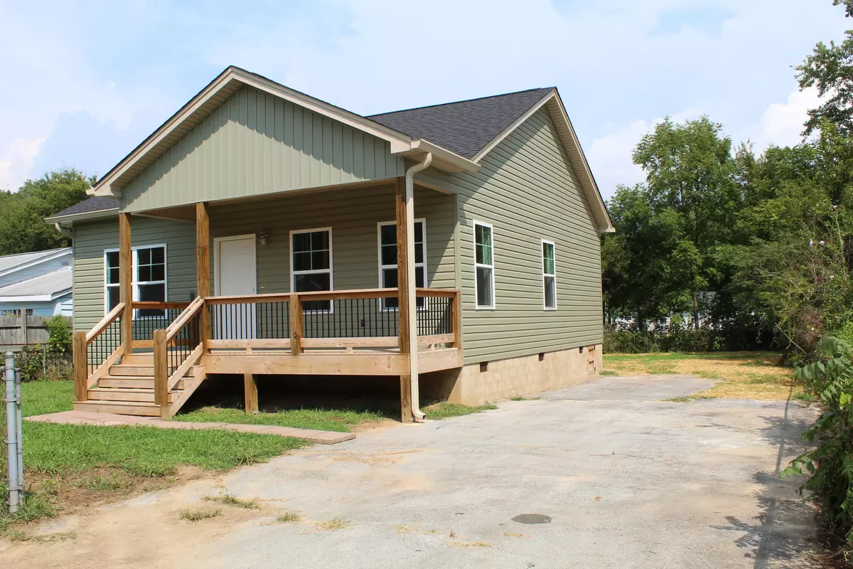 Soddy Daisy, TN 37379,9846 Walnut ST