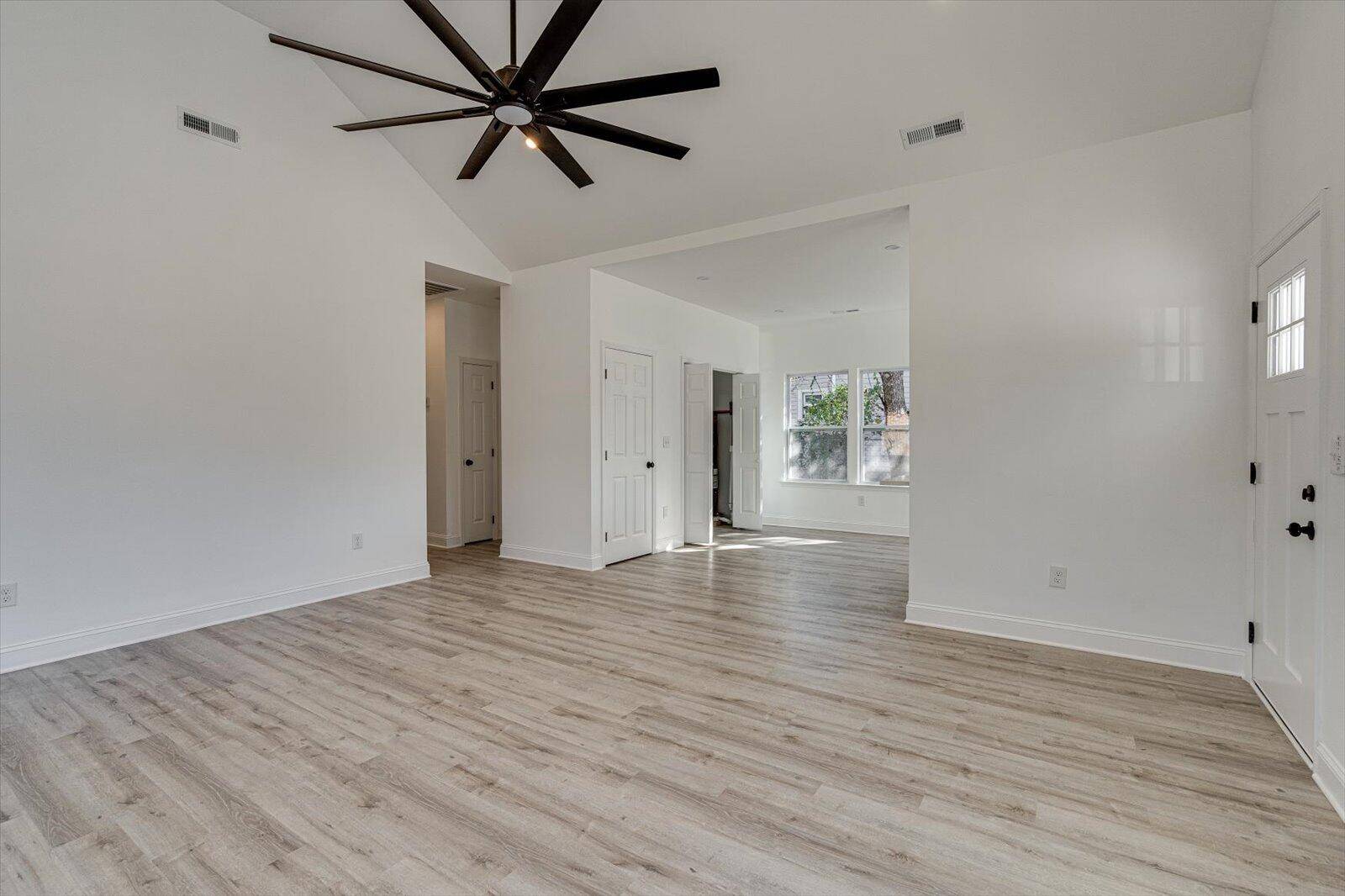Chattanooga, TN 37406,1821 Olive ST
