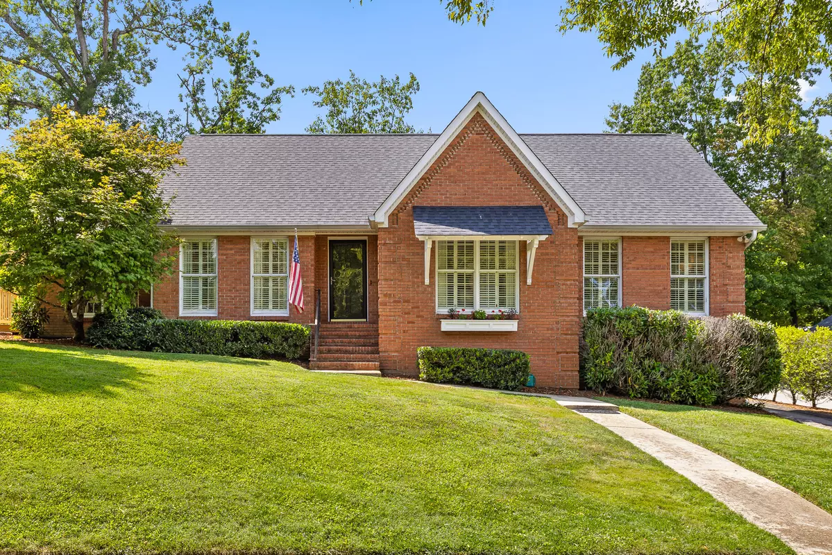 Lookout Mountain, TN 37350,1012 Evanwood DR