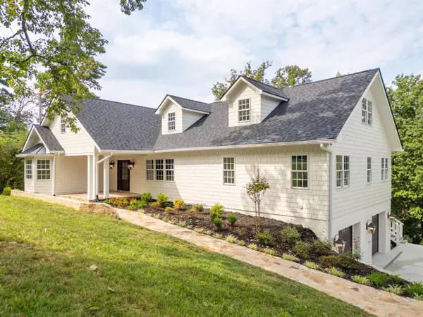 16 Minnekahda PL,  Chattanooga,  TN 37405