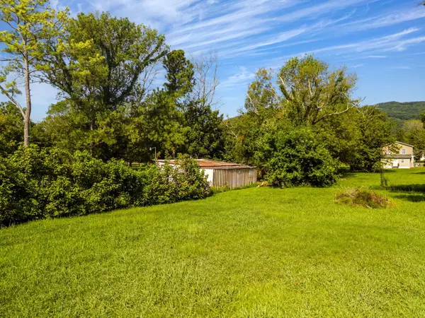 357 Browns Ferry RD Chattanooga, TN 37419