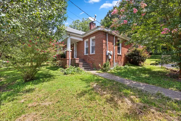 Ooltewah, TN 37363,5448 Hunter RD