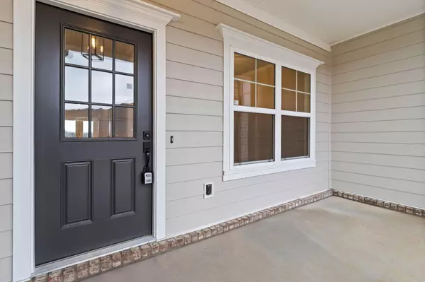 Ooltewah, TN 37363,9150 Knolling LOOP