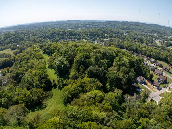 Nashville, TN 37207,221 Indian Summer CT