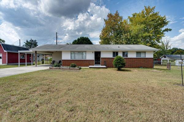 39 Rosemart CIR, Rossville, GA 30741