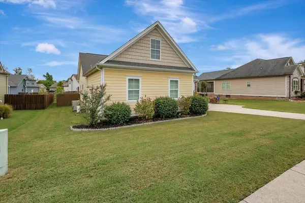 Ooltewah, TN 37363,8491 Fenwick DR