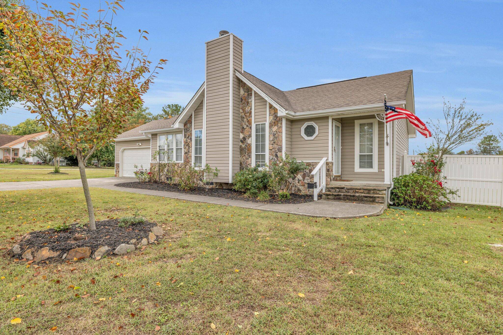 Rossville, GA 30741,4 Pepper Corn LN