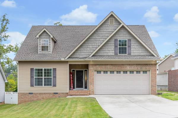 8671 Blanche RD, Ooltewah, TN 37363