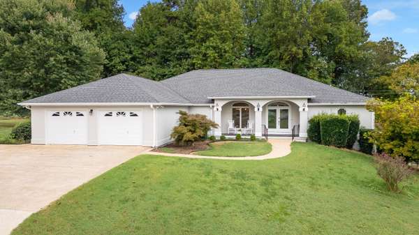 9937 Cloverlan Hills DR, Ooltewah, TN 37363