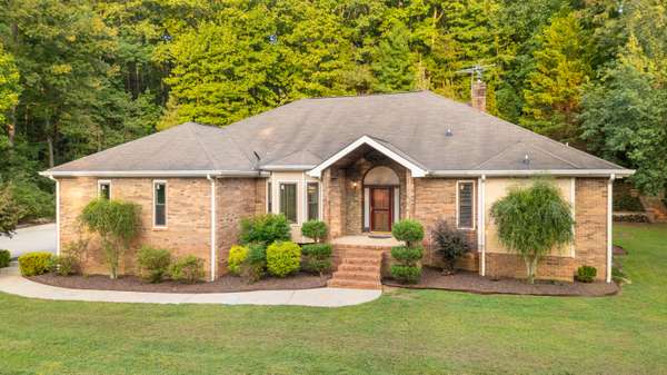 4418 Mcdonald RD, Apison, TN 37302