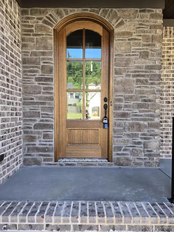 Ooltewah, TN 37363,9885 Trestle CIR