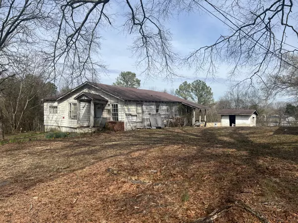 65 Parkett ST, Rossville, GA 30741