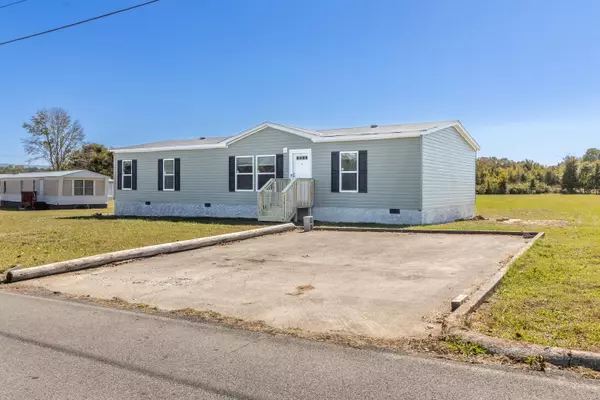 390 Brandon CIR, Chatsworth, GA 30705