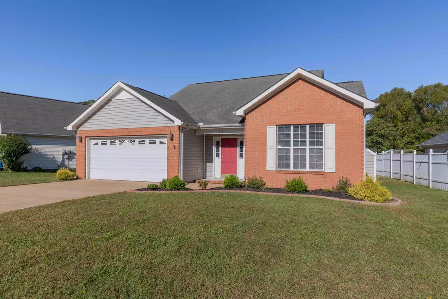 2729 Derby Downs DR, Chattanooga, TN 37421