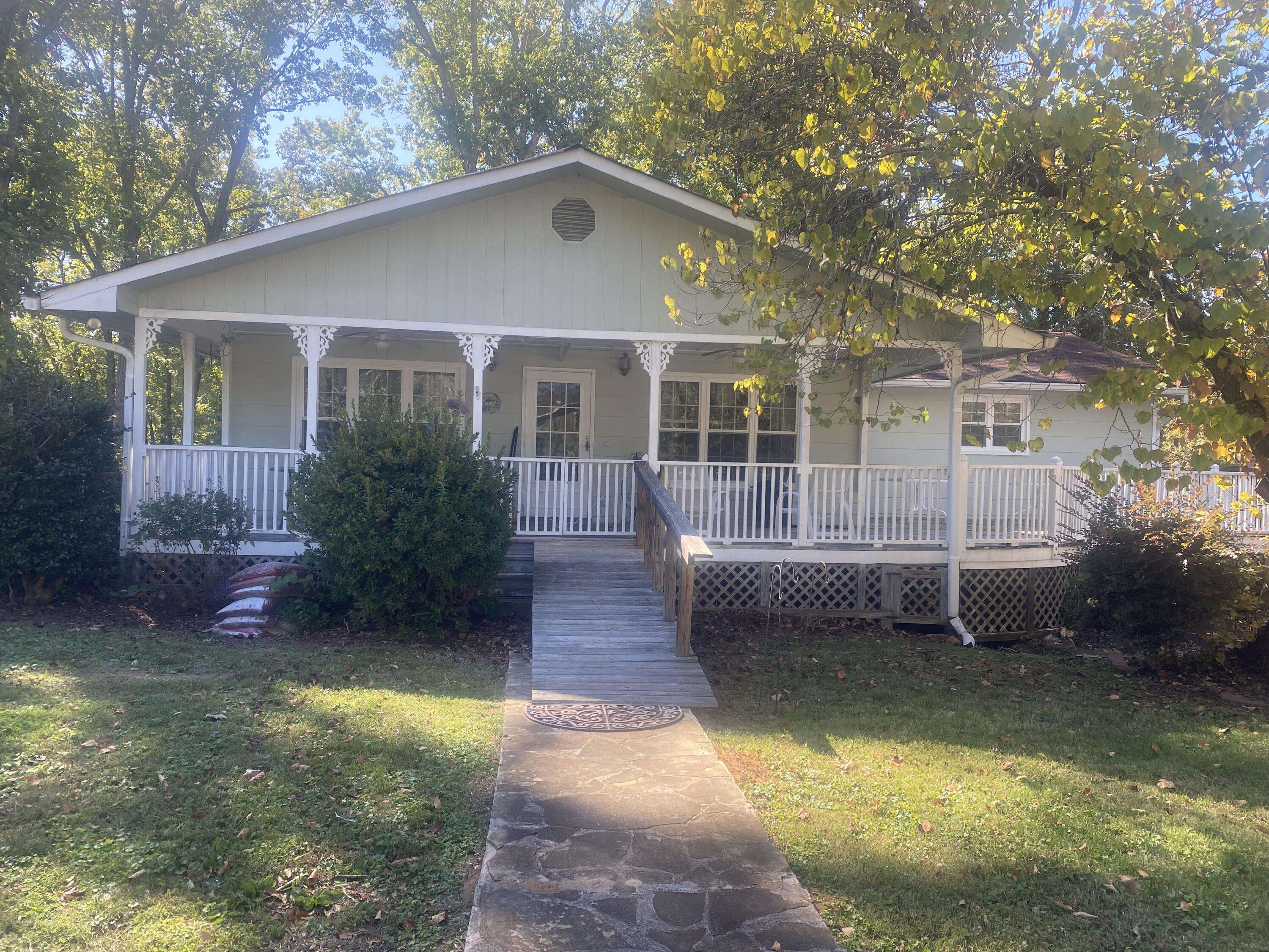 Soddy Daisy, TN 37379,2313 Shore Acres RD