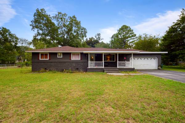 128 Mary LN, Rossville, GA 30741