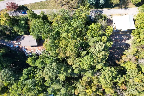 Ooltewah, TN 37363,9677 Bowen TRL