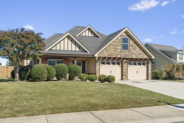 105 Holly Oak LN, Ringgold, GA 30736