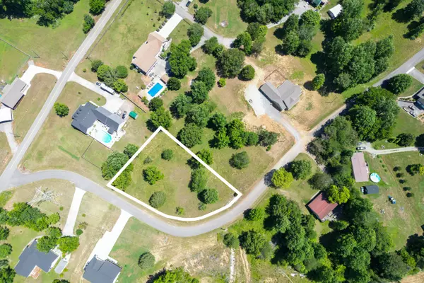 Trenton, GA 30752,2w 3w Windstone DR