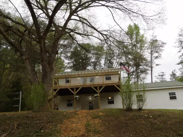 Pikeville, TN 37367,469 Holland RD