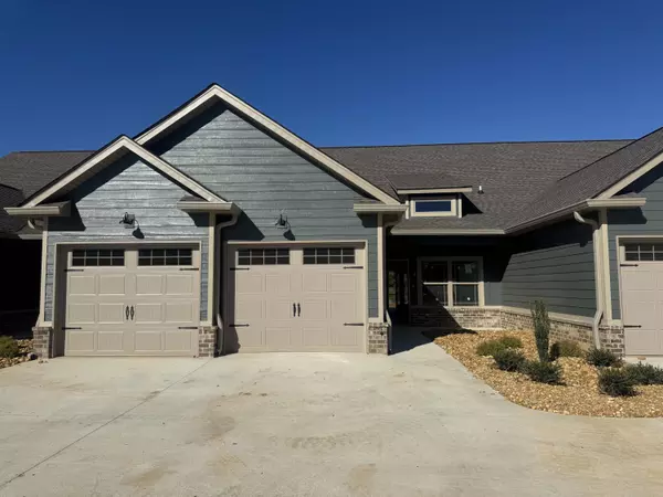 65 Maddox LN, Chatsworth, GA 30705