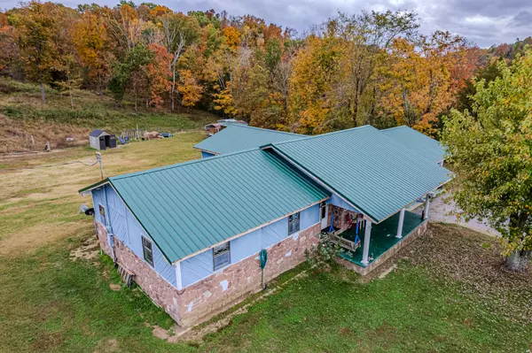 1110 County Road 461, Englewood, TN 37329