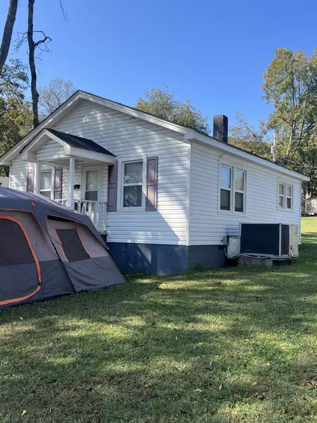 306 Walnut AVE, South Pittsburg, TN 37380