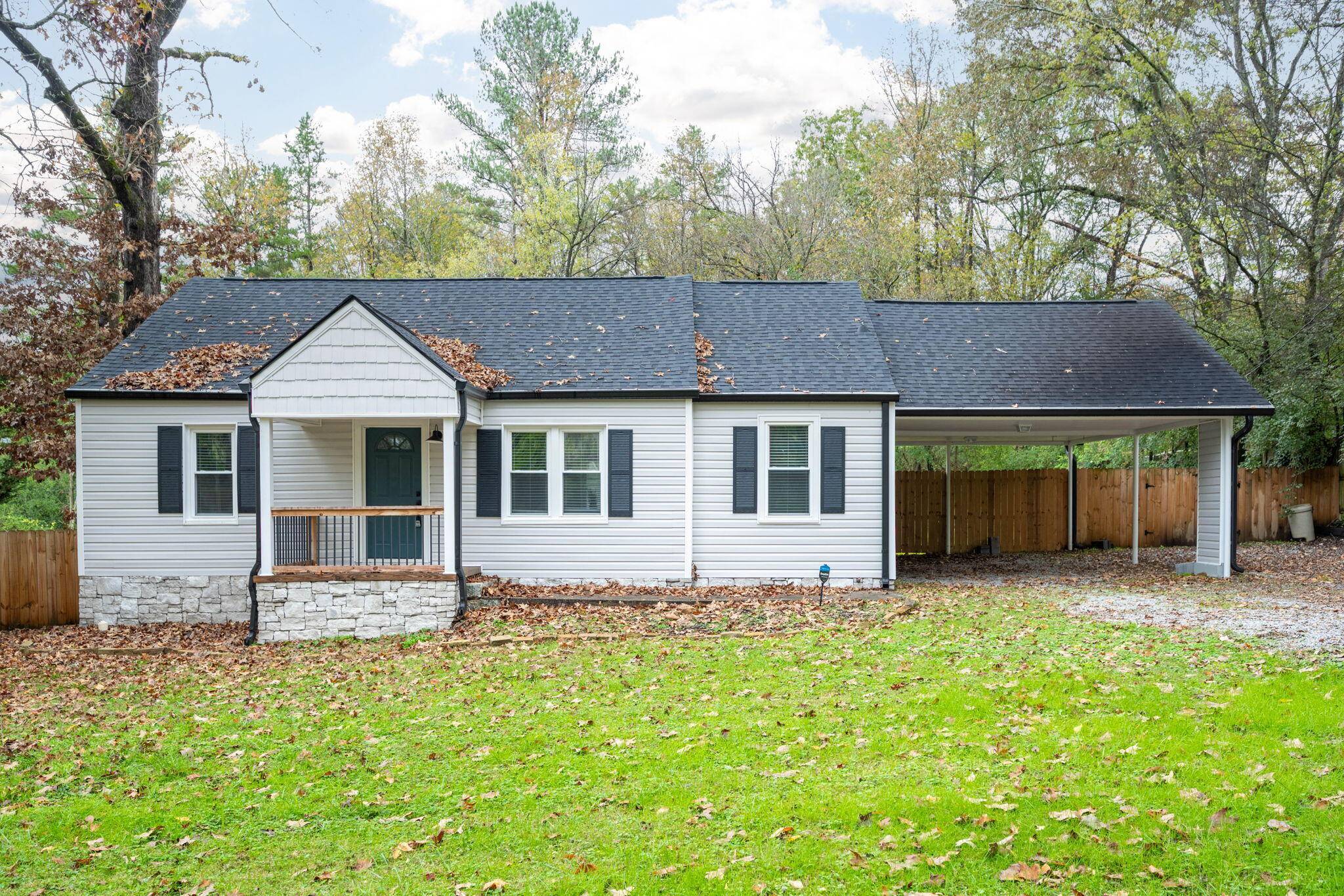 123 Hill RD,  Chattanooga,  TN 37415