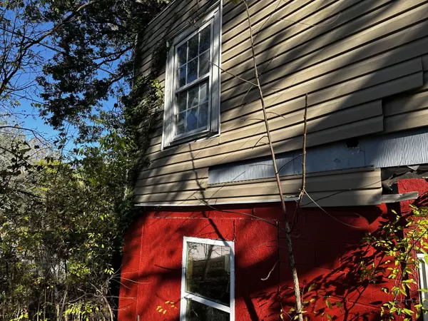 Chattanooga, TN 37411,418 Howard CIR