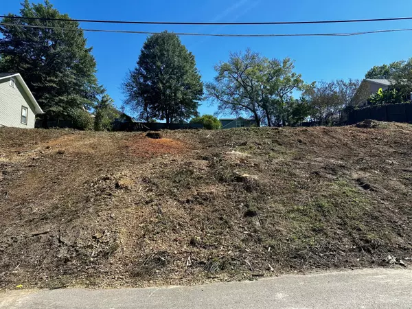 Chattanooga, TN 37405,404 Druid LN