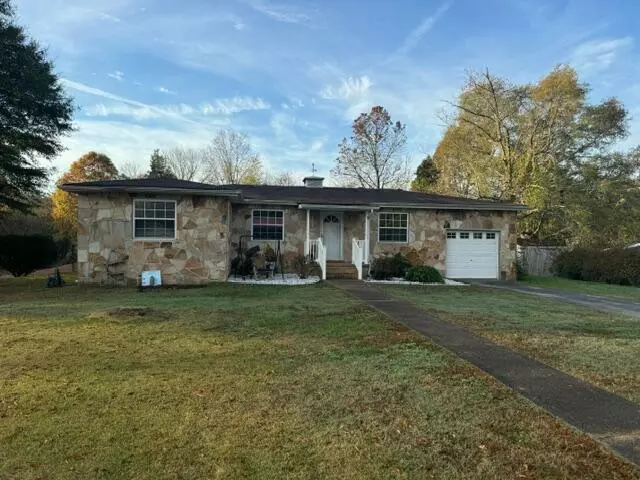 Soddy Daisy, TN 37379,441 Elliott ST