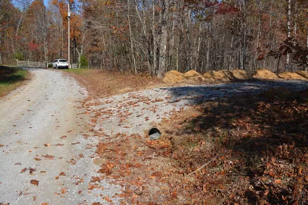 Pikeville, TN 37367,00 Poplar RD