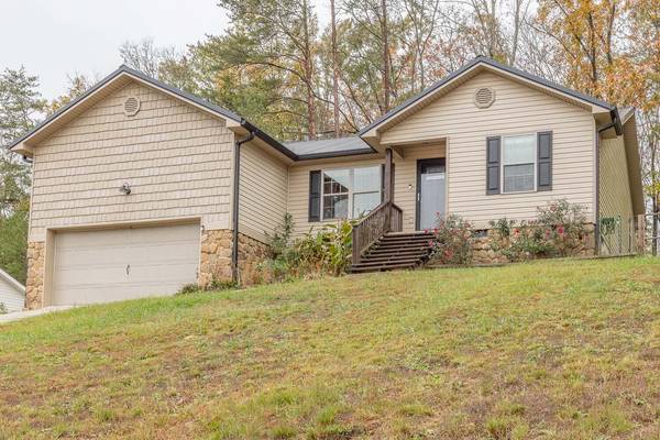 313 Windsong DR, Lafayette, GA 30728