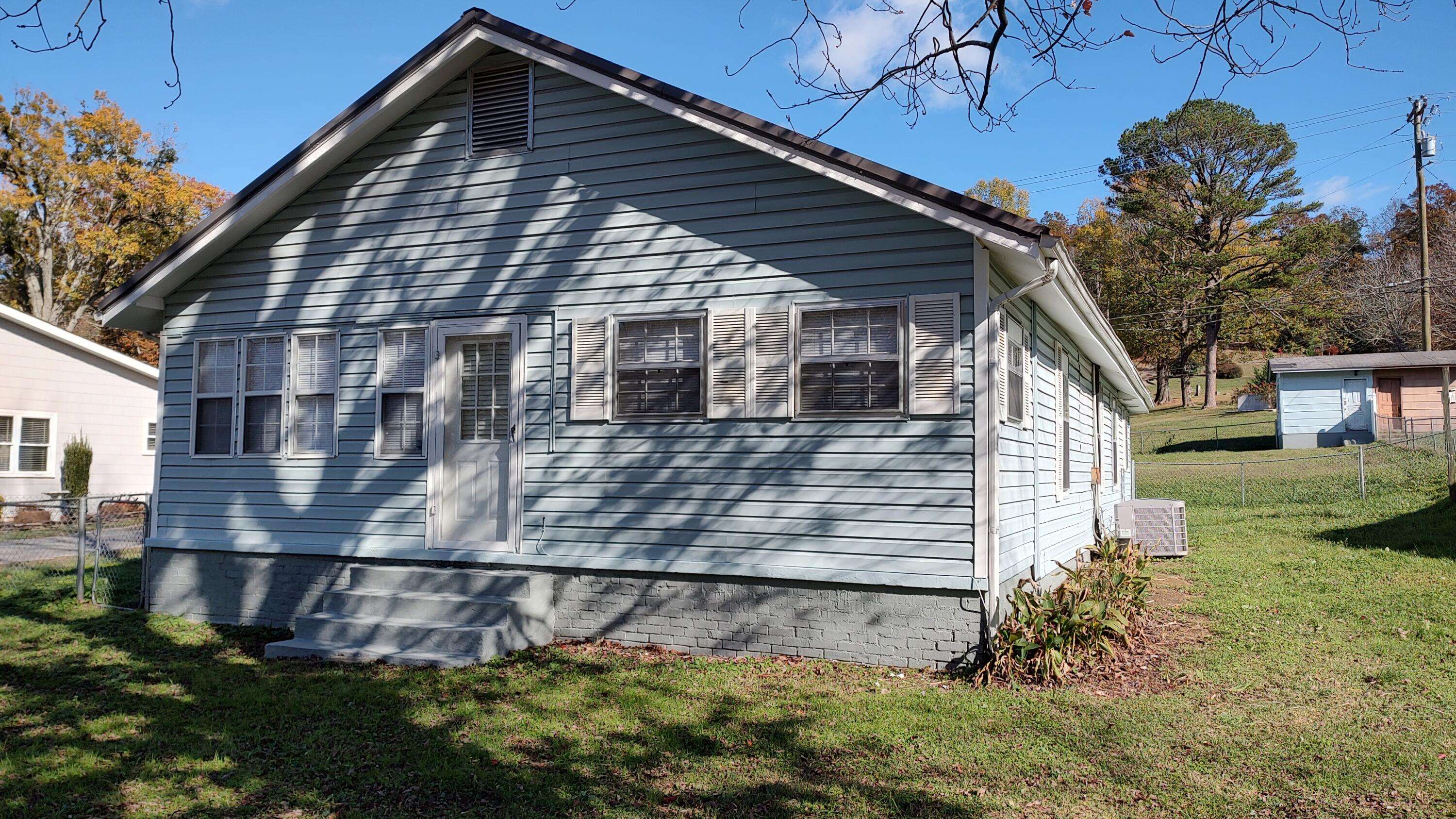 10 Grove ST,  Graysville,  GA 30726