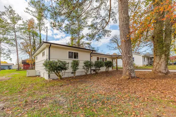 Chattanooga, TN 37421,7496 John Henry RD