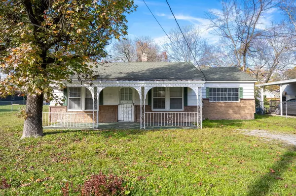 1313 Mcbrien RD, Chattanooga, TN 37412