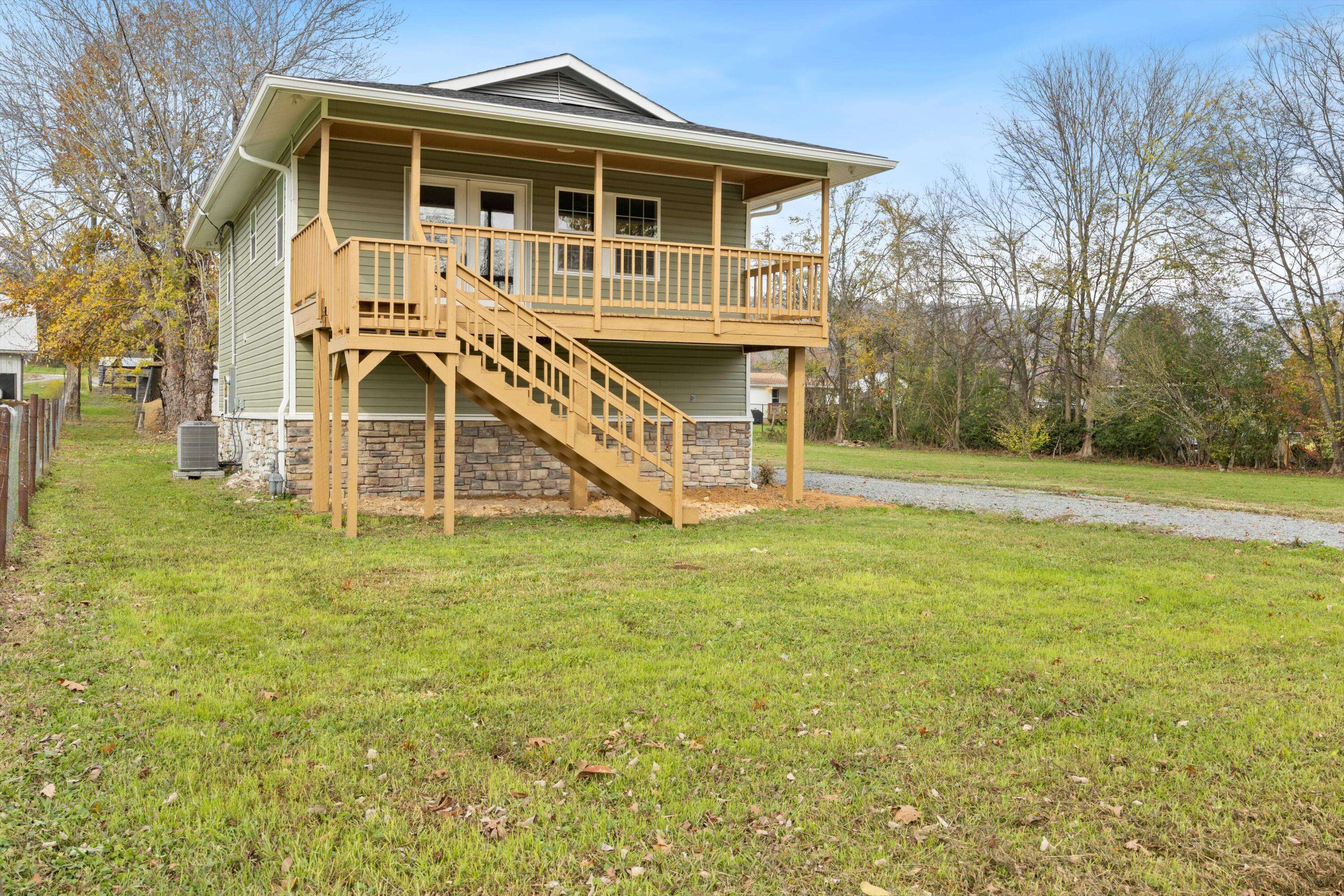 Trenton, GA 30752,176 Pine AVE