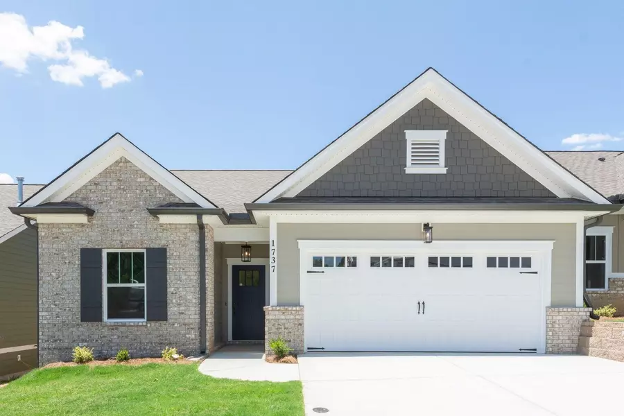 1547 Whisper Winds LN, Ooltewah, TN 37363