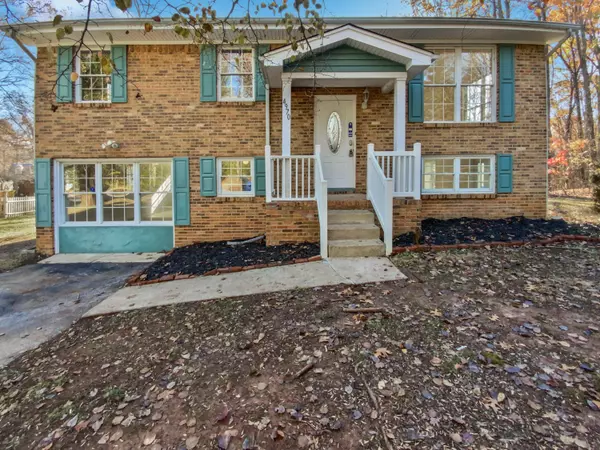 4970 Saginaw LN, Ooltewah, TN 37363