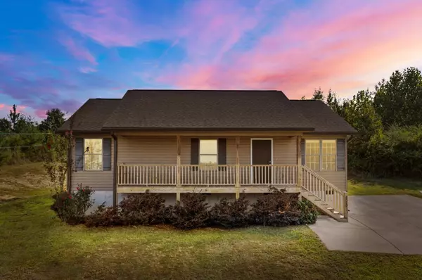 2750 Rauschenberg RD, Dalton, GA 30720