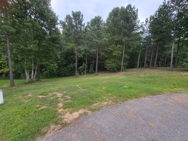 Jasper, TN 37347,300 Deer Ridge PT
