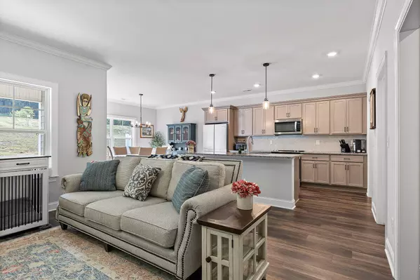 Hixson, TN 37343,6428 Serenade LN