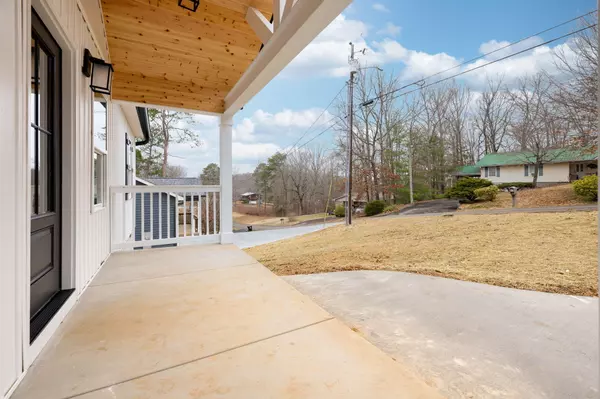 Dunlap, TN 37327,225 Dogwood LN