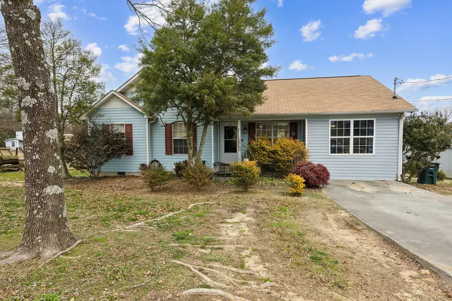 116 Mccreary RD, Calhoun, GA 30701
