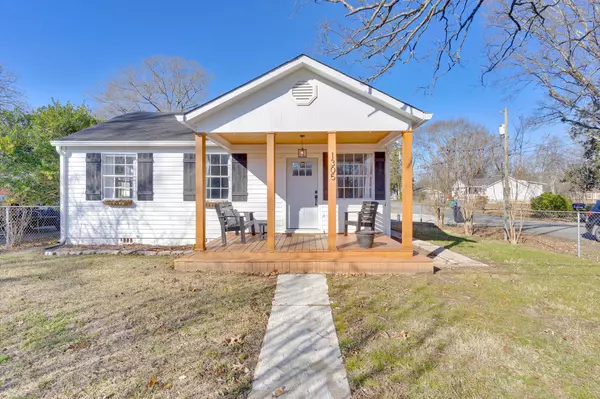 1305 End AVE, Chattanooga, TN 37412