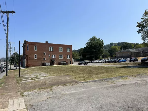 Chattanooga, TN 37404,1504 Dodds AVE