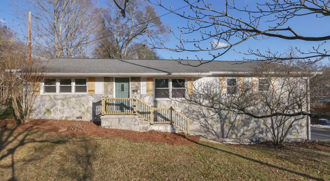 98 Walthall AVE, Chickamauga, GA 30707