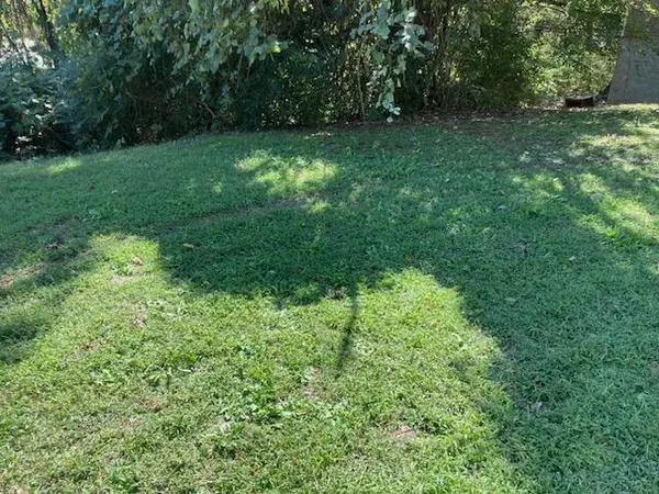 Chattanooga, TN 37410,5342 Slayton AVE