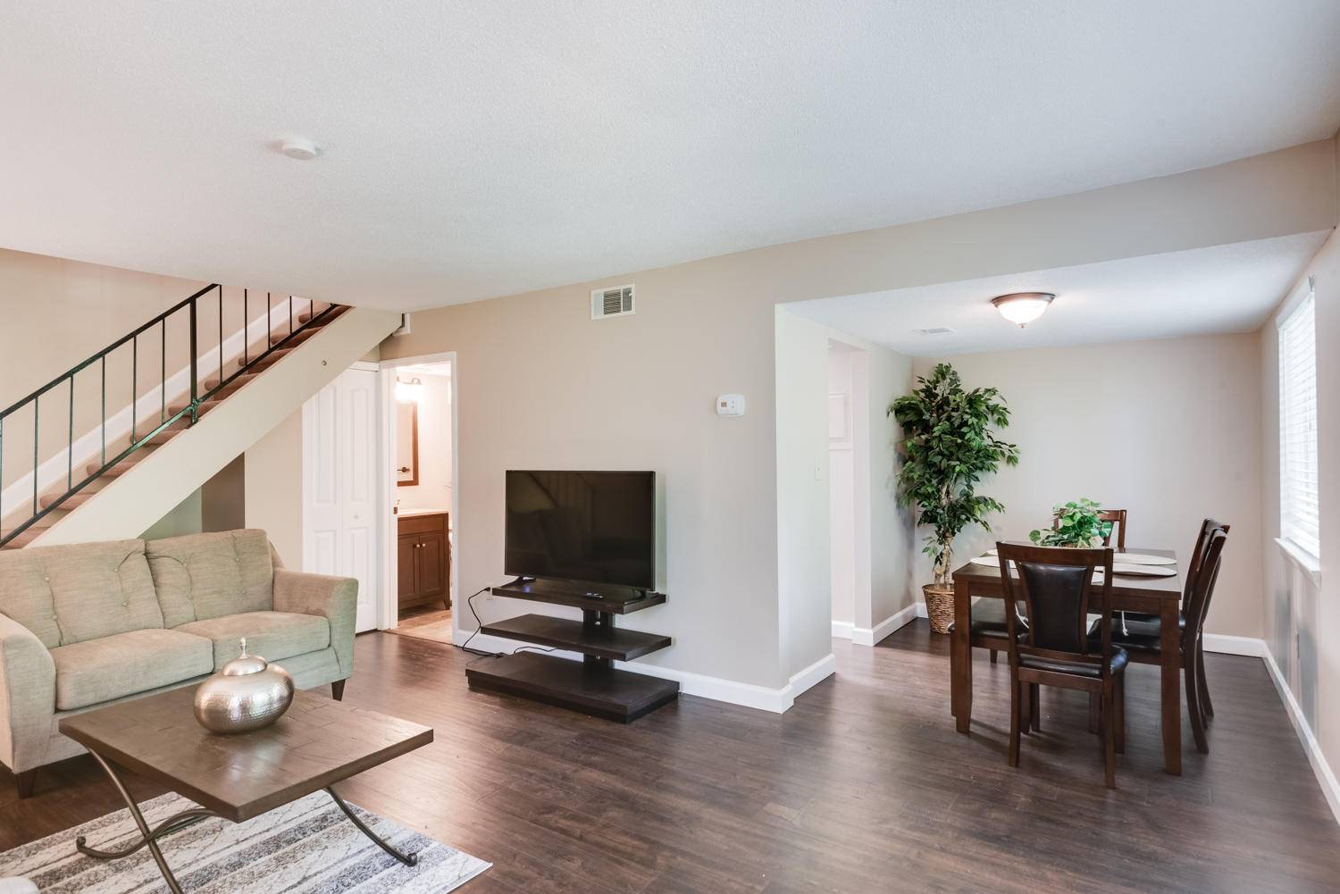 Chattanooga, TN 37415,3985 Quail LN